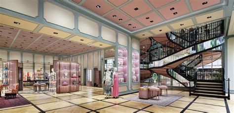 France Paris authority brings abrupt halt to Gucci flagship plans